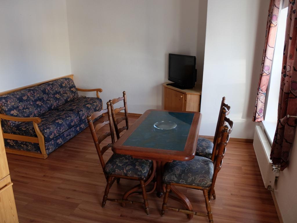 Gasthof Zum Hochfelln Ξενοδοχείο Μπέργκεν Εξωτερικό φωτογραφία