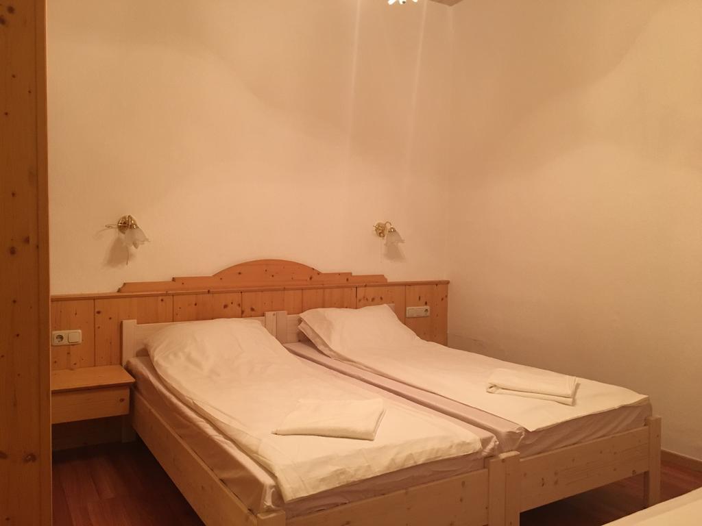 Gasthof Zum Hochfelln Ξενοδοχείο Μπέργκεν Εξωτερικό φωτογραφία