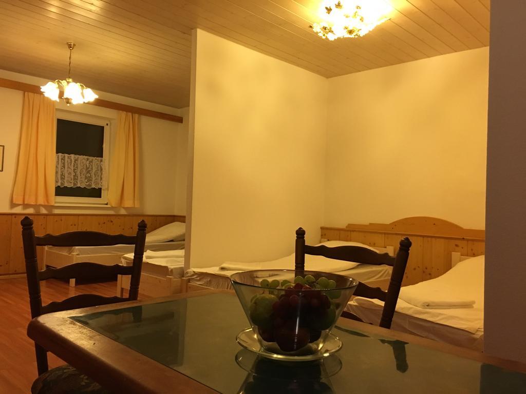 Gasthof Zum Hochfelln Ξενοδοχείο Μπέργκεν Εξωτερικό φωτογραφία