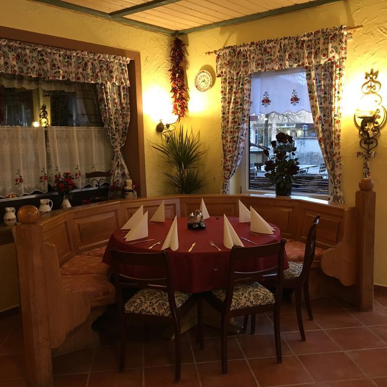 Gasthof Zum Hochfelln Ξενοδοχείο Μπέργκεν Εξωτερικό φωτογραφία